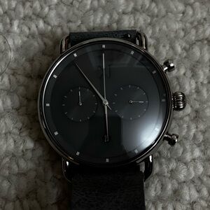 MTMK Stylish Black and Silver Watch with grey leather strap